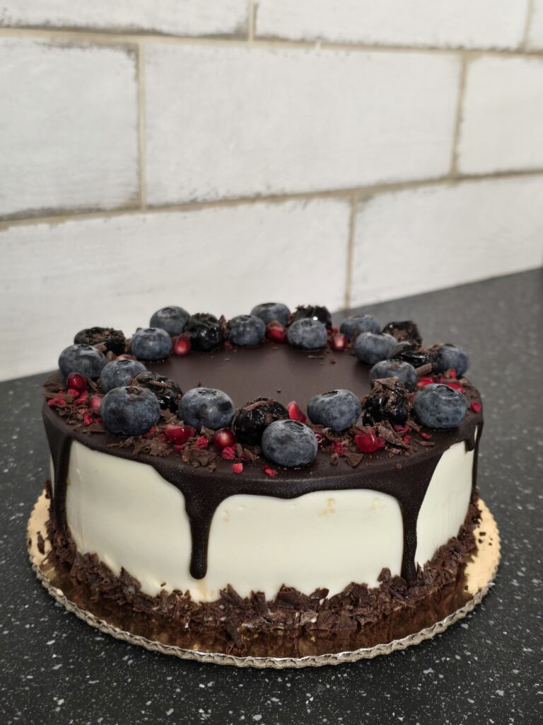 tort biała czekolada