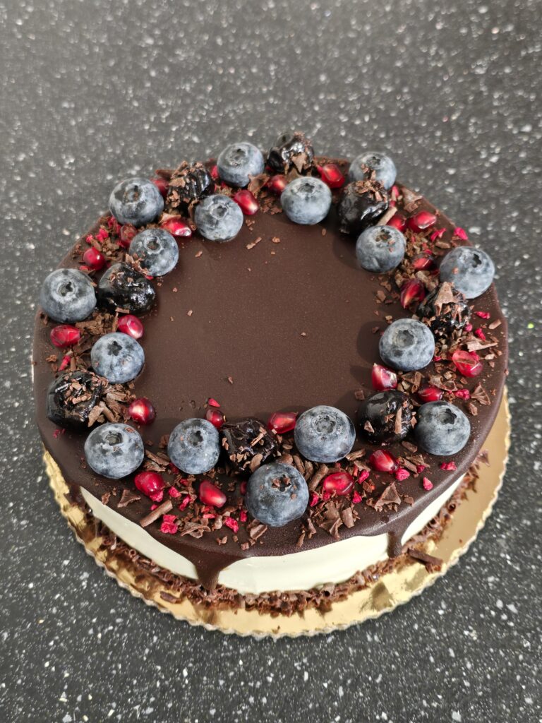 tort biała czekolada